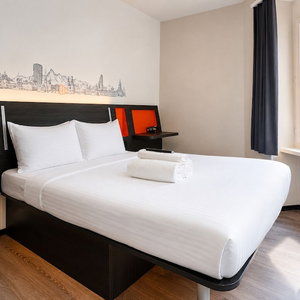 Hotel Easyhotel Zurich City Main Station cazare Zuerich (Kreis 5)