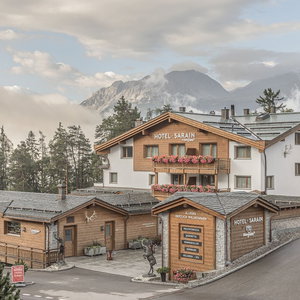 Hotel Hotel Sarain - Val Saraina Resort Lenzerheide cazare Tiefencastel