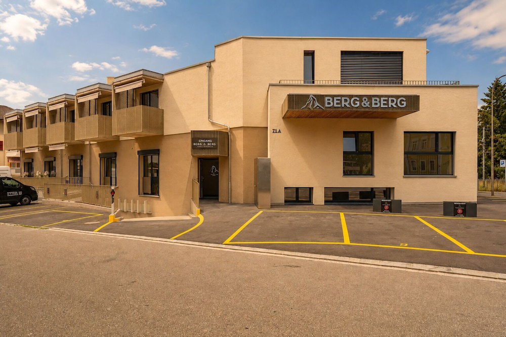 Hotel Berg & Berg Apartments - Bad Zurzach Self-Check-In