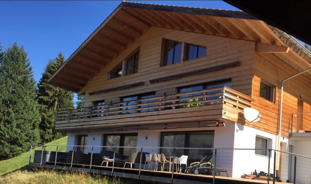 Hotel Ferienlenk Mountain Village