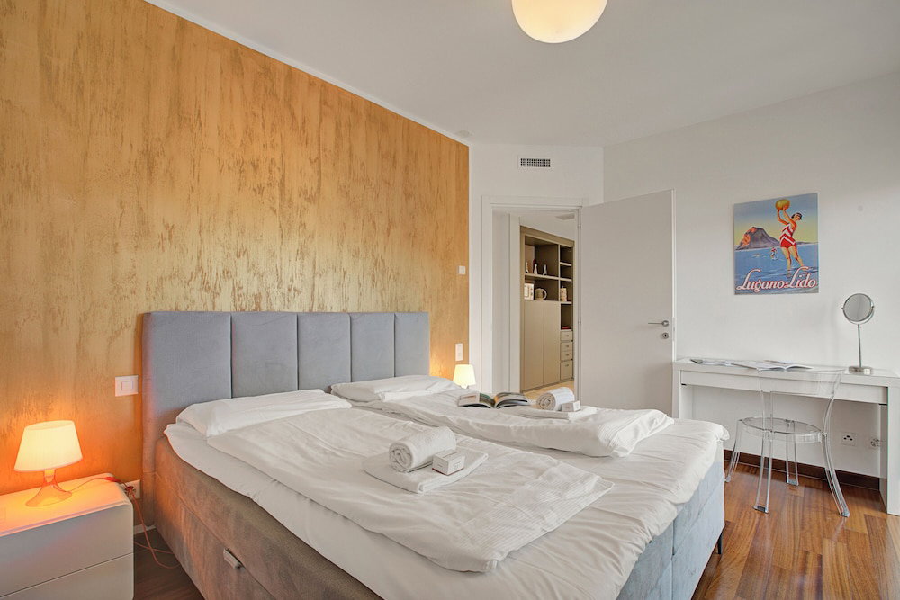 Hotel Attico Al Parco: Penthouse In Lugano Balcony, A/C & 2 Min From Lake