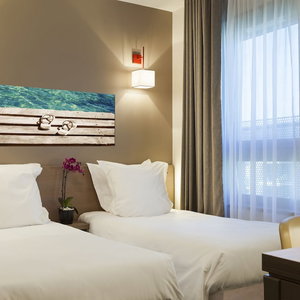 Hotel Nehô Suites Porte De Genève - Gare Annemasse cazare Fraubrunnen