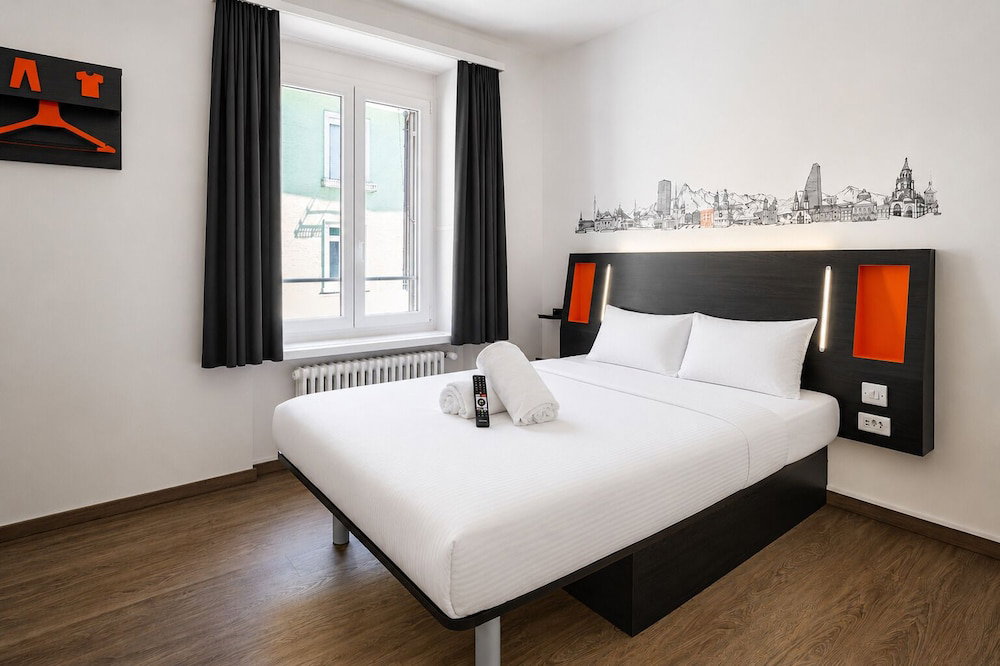 Hotel Easyhotel Zürich City Limmatplatz