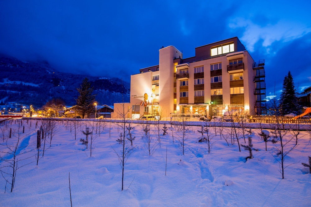 Hotel Hotel Sherlock Holmes "Nur 200 M Zur Gondelbahn Hasliberg"