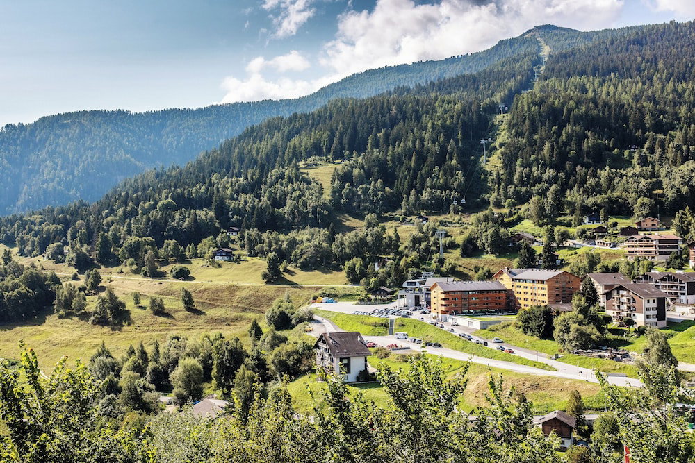 Hotel Swisspeak Resorts By Pierre & Vacances Premium Vercorin