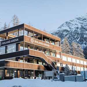 Hotel Nordic Hostel cazare Tiefencastel