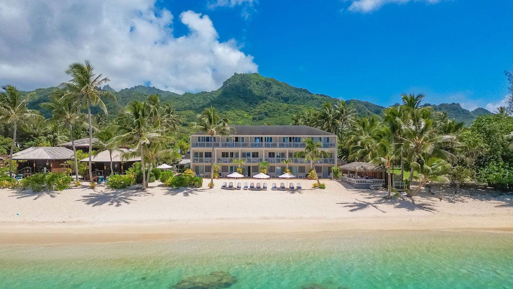 Hotel Moana Sands Beachfront Hotel