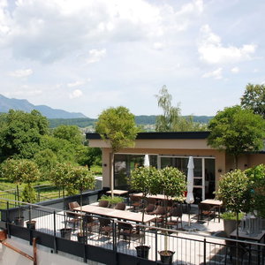 Hotel Hotel Restaurant Weinstube cazare Airolo