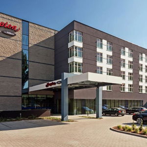 Hotel Hampton By Hilton Warsaw Airport cazare Varșovia