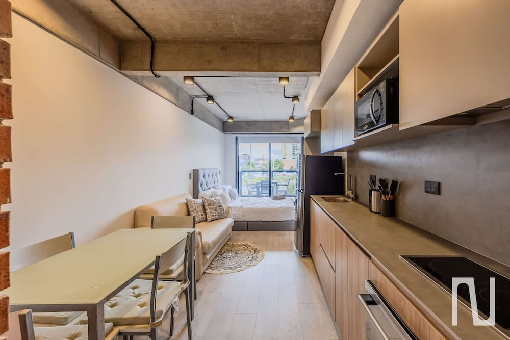 Nok Cozy Loft In Polo
