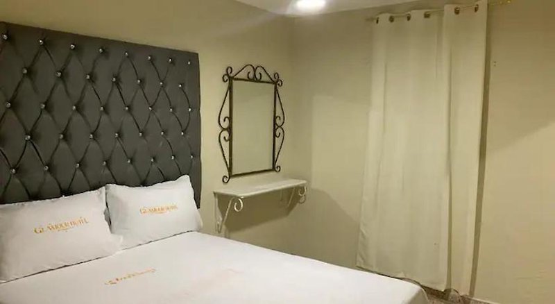 Glamour Hotel