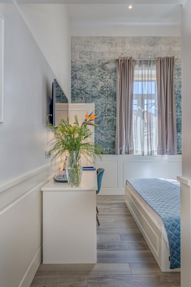 Roko Luxury Rooms