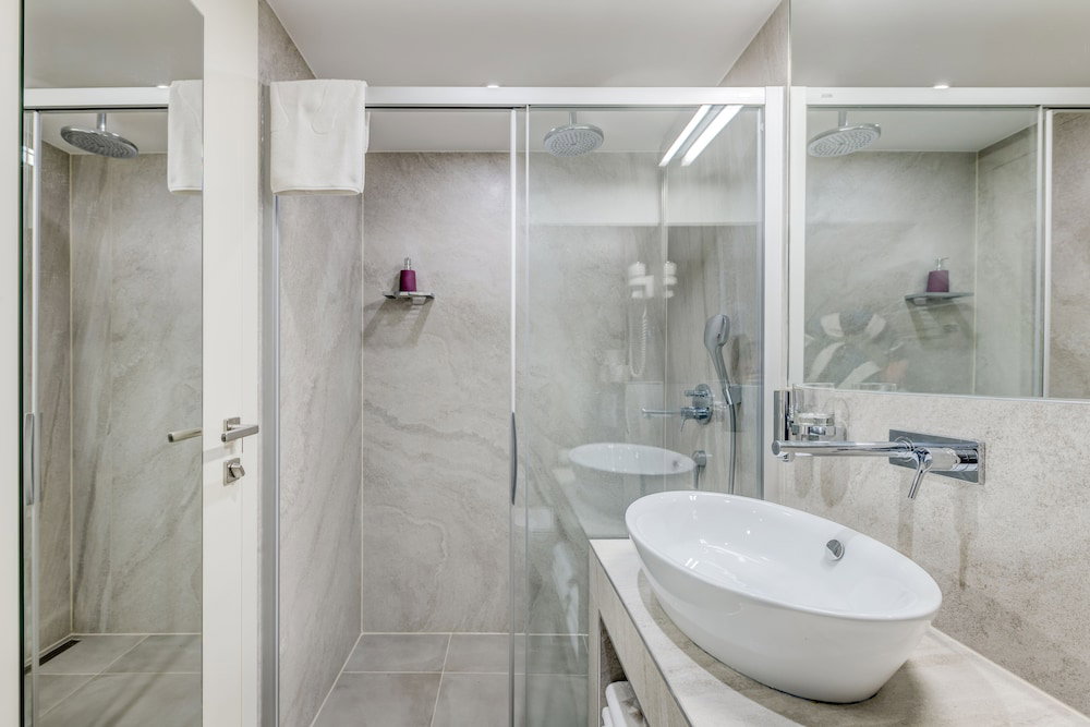 Roko Luxury Rooms
