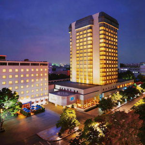 Hotel Peace Hotel Beijing cazare Chaowai