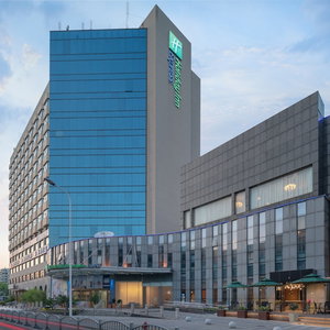 Hotel Holiday Inn Express Shanghai Jinqiao Central By Ihg cazare Pudong