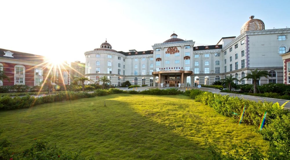 Hotel The Royal Pinnacle Hotel