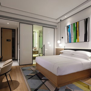Hotel The Hotel V Hongqiao cazare Xinchenglu