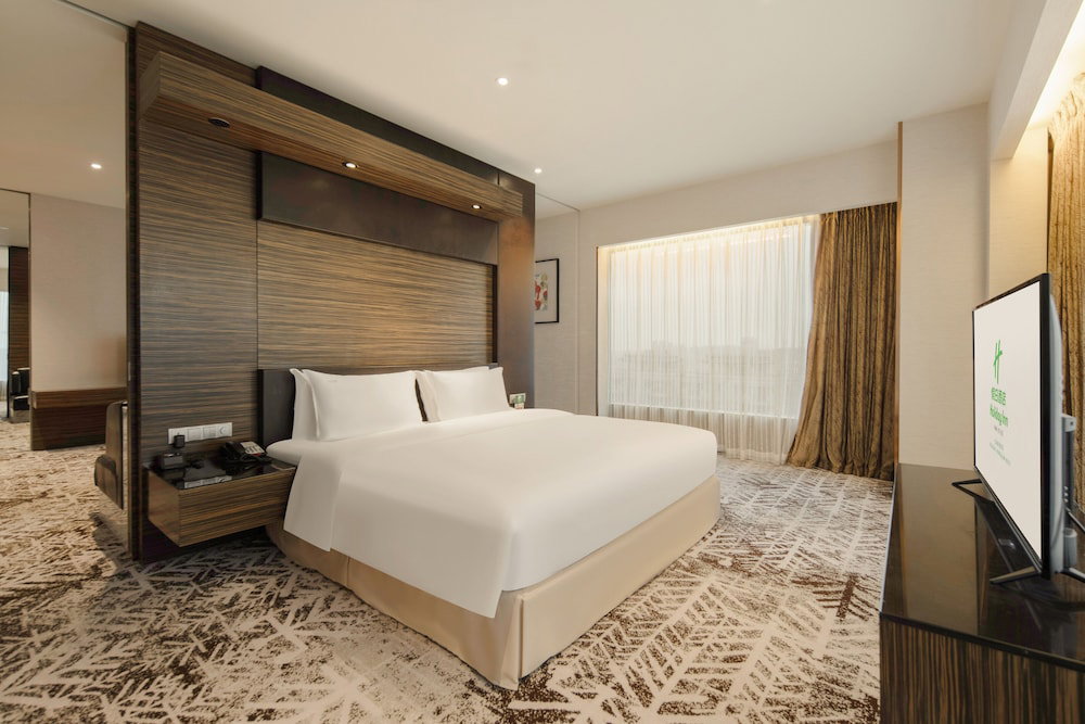 Hotel Holiday Inn Shanghai Hongqiao West By Ihg