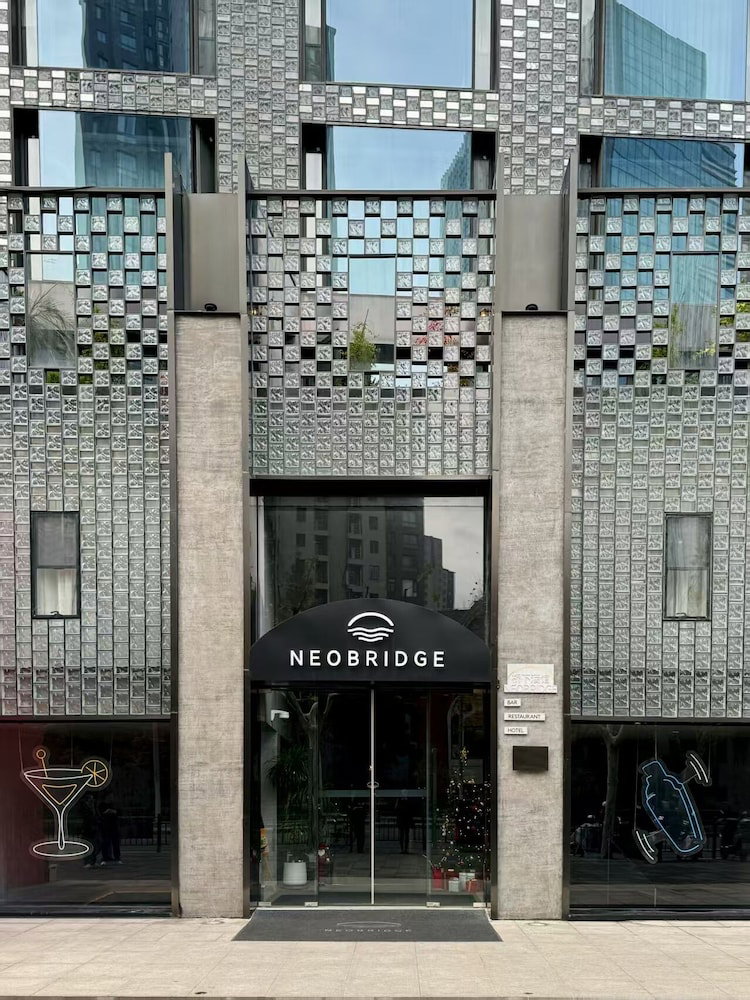 Hotel Neobridge Hotel