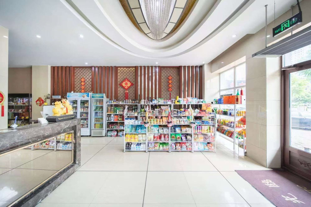 Hotel Huaxi Hotel
