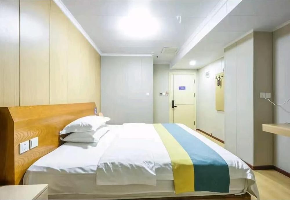 Hotel Qiqiaowu Hotel Xinfadi Subway Station