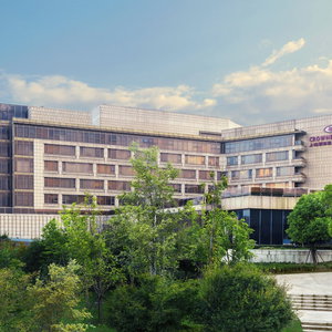 Hotel Crowne Plaza Shanghai Anting - 20 Minutes Drive To National Exhibition And Convention Center & 15 Minutes Drive To F1 cazare Xinchenglu