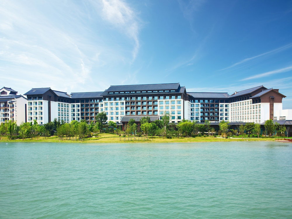 Hotel Crowne Plaza Wuxi Lake View By Ihg