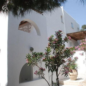 Hotel Elena Suites cazare Ornos