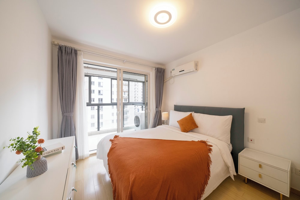 Hotel Tyms Tianshan 2Br Near Riverside Park