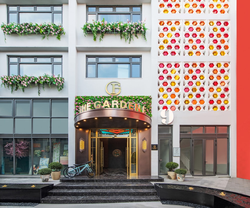 Hotel The Garden F