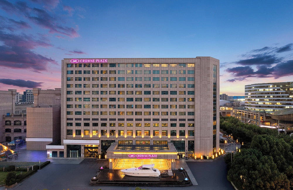 Hotel Crowne Plaza Shanghai Noah Square By Ihg