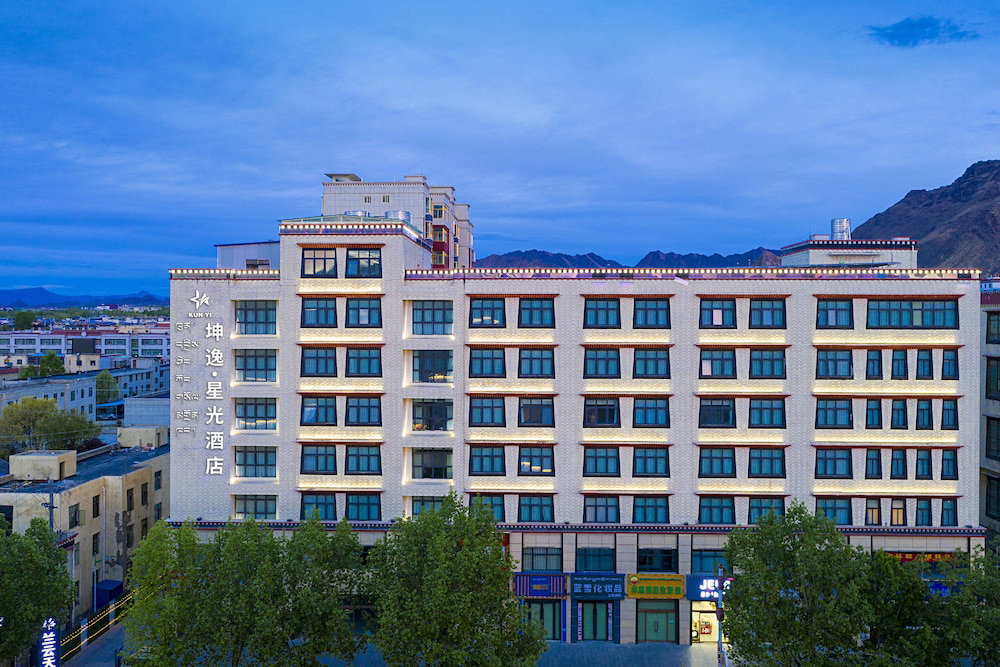 Hotel Kunyixingguangjiudian