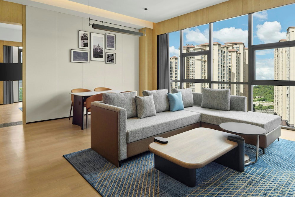 Hotel Four Points By Sheraton Guiyang Shilihetan