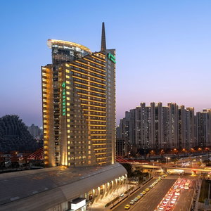 Hotel Holiday Inn Shanghai Jing'an By Ihg cazare Zhabei