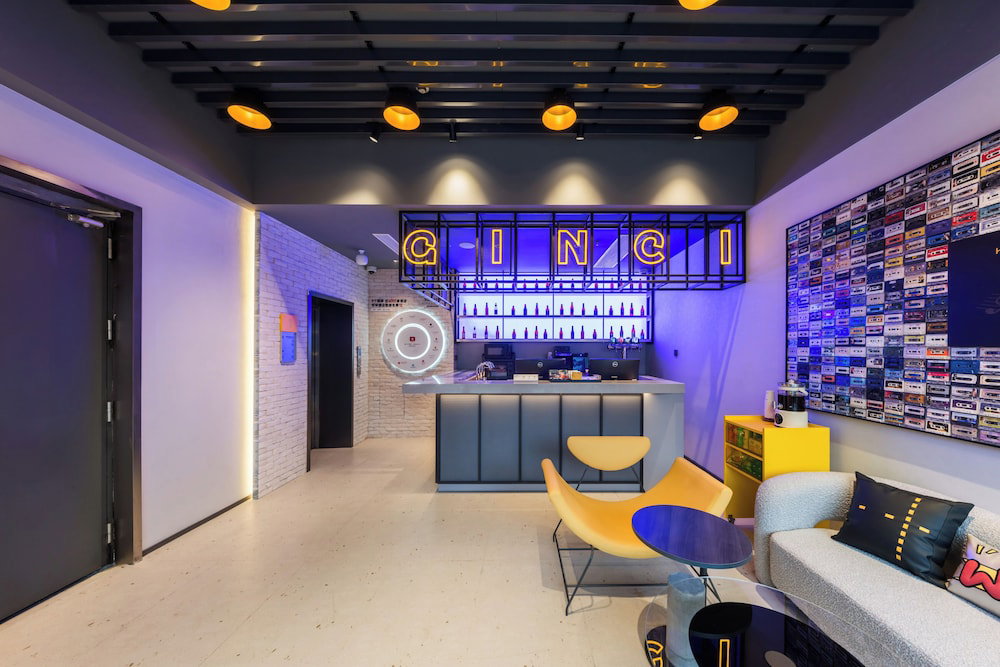 Hotel Jing Xi Lian Lian Jiu Dian