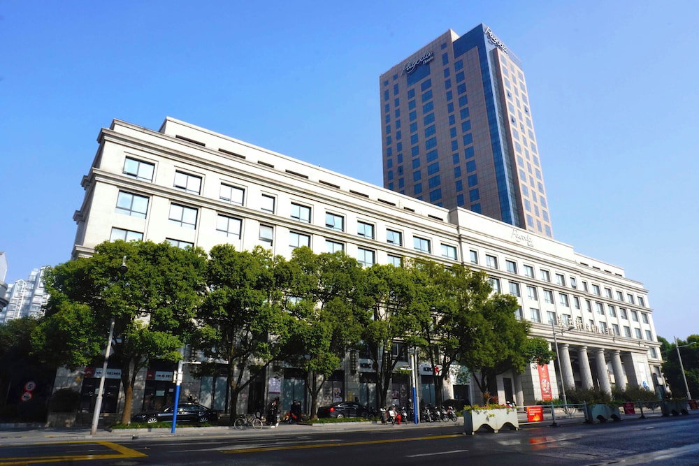 Hotel Pagoda Hotel Shanghai Baixia Near Jingan Temple