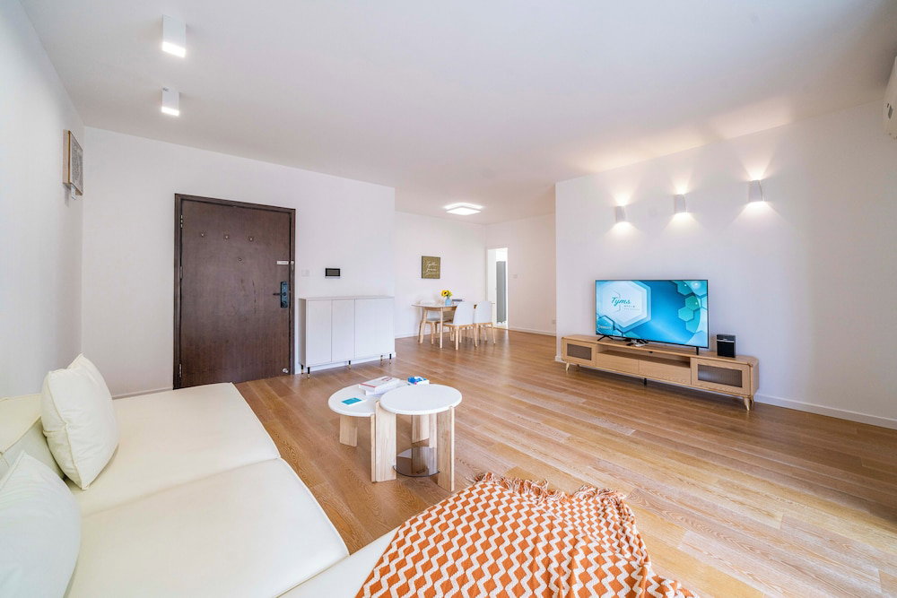 Hotel Tyms Tianshan 3Br 2Ba Near Suzhou Creek
