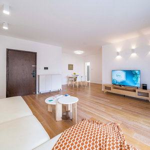 Hotel Tyms Tianshan 3Br 2Ba Near Suzhou Creek cazare Changning