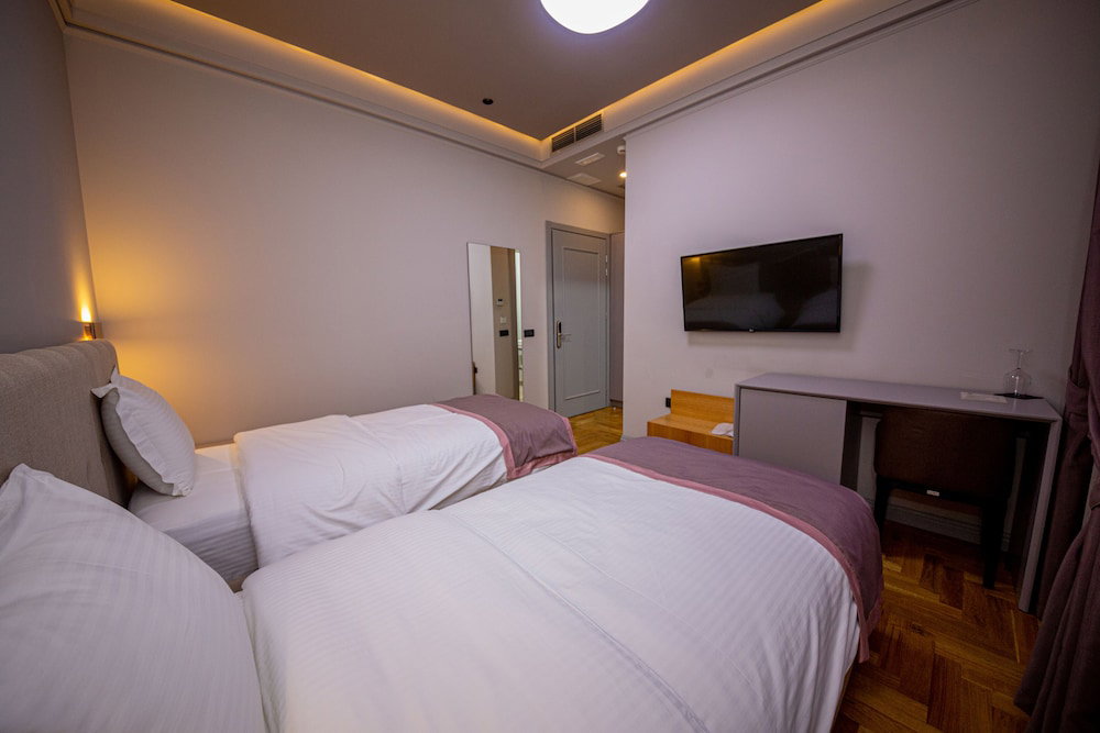 City Center Hotel