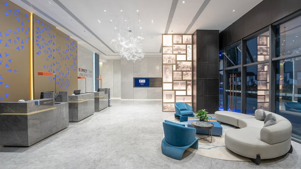 Hotel Holiday Inn Express Chengdu Pidu By Ihg
