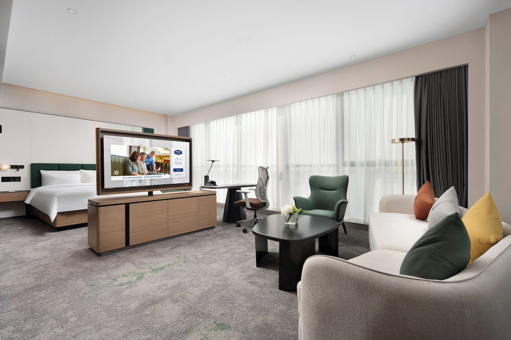 Hotel Hampton By Hilton Renhe Baiyun Airport