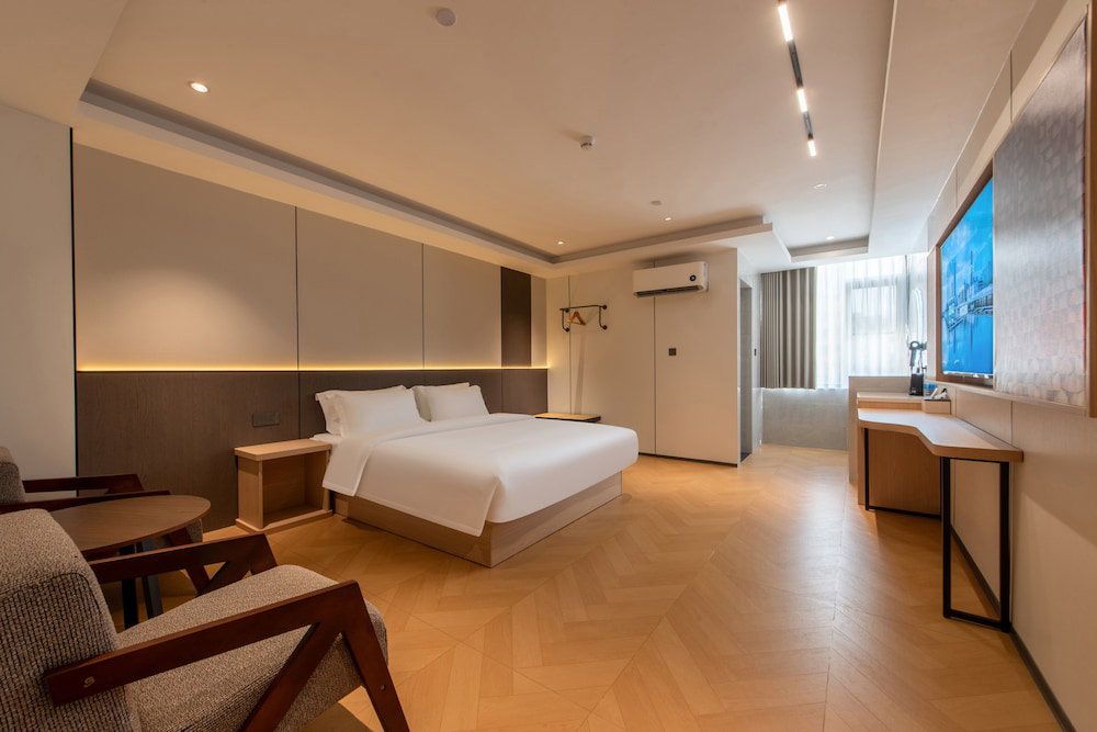 Hotel Huahang Hotel - Free Airport Shuttle Bus