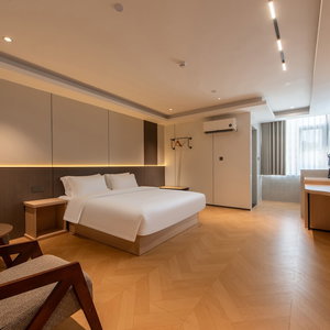 Hotel Huahang Hotel - Free Airport Shuttle Bus cazare Renhe