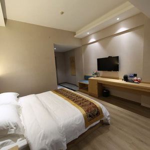 Hotel Gold Floor cazare Jinniu