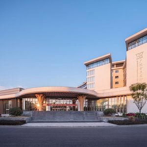 Hotel Exhibtion International Hotel Guang Han cazare Luocheng