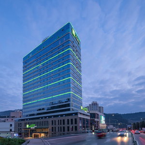 Hotel Holiday Inn Express Bazhong Center By Ihg cazare Bazhong