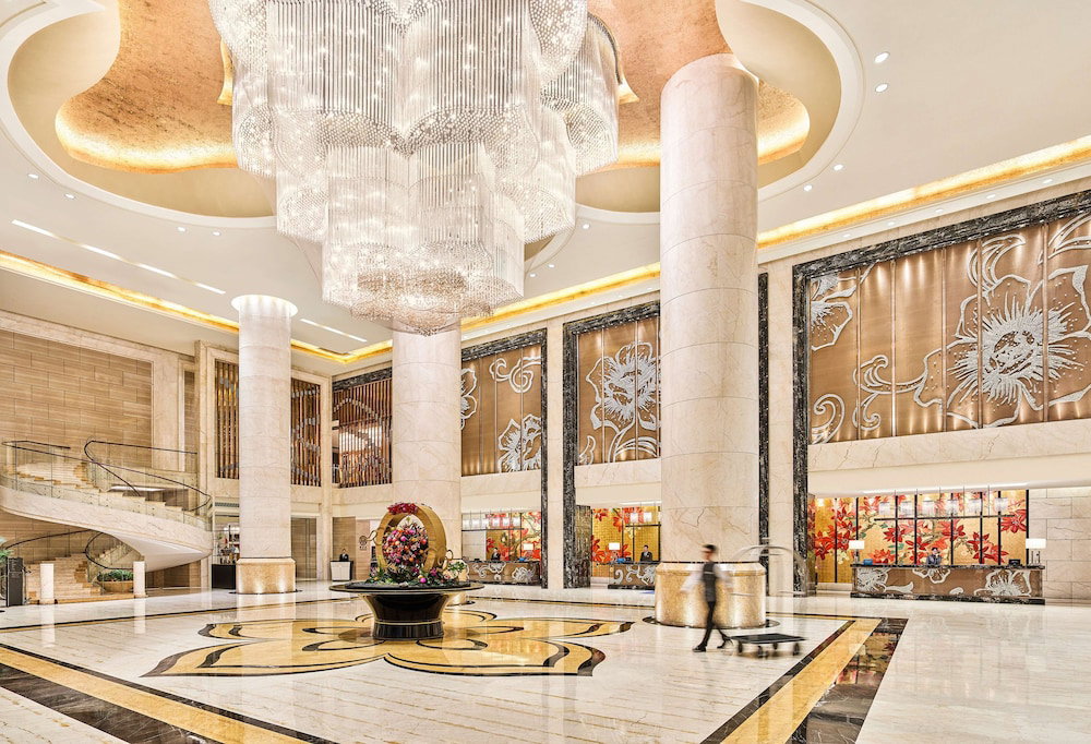 Hotel Hilton Guangzhou Baiyun-Conton Fair Free Shuttle Bus Service And Free Registration
