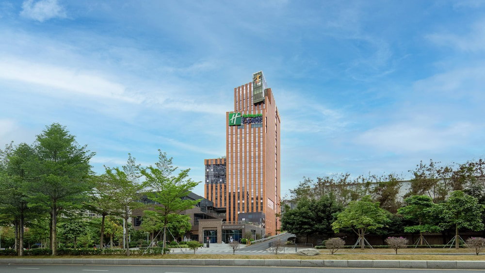Hotel Holiday Inn Express Shenzhen North Station By Ihg