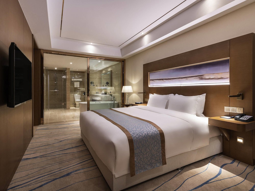 Hotel Novotel Qingdao New Hope Hotel