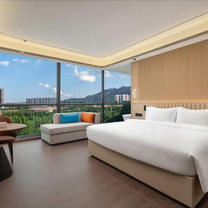Hotel Days Inn By Wyndham Qingdao Huangdao cazare Yinzhu
